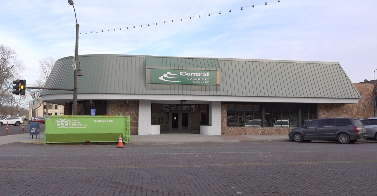 Central Community College opens new Downtown Holdrege Center